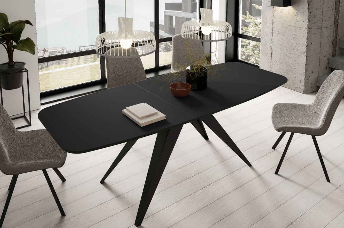 stół FERRO ARANŻACJA rozłożony czarny molet.jpg