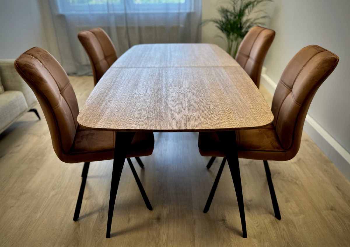 STÓŁ AURA OBŁÓG DĘBOWY.jpg