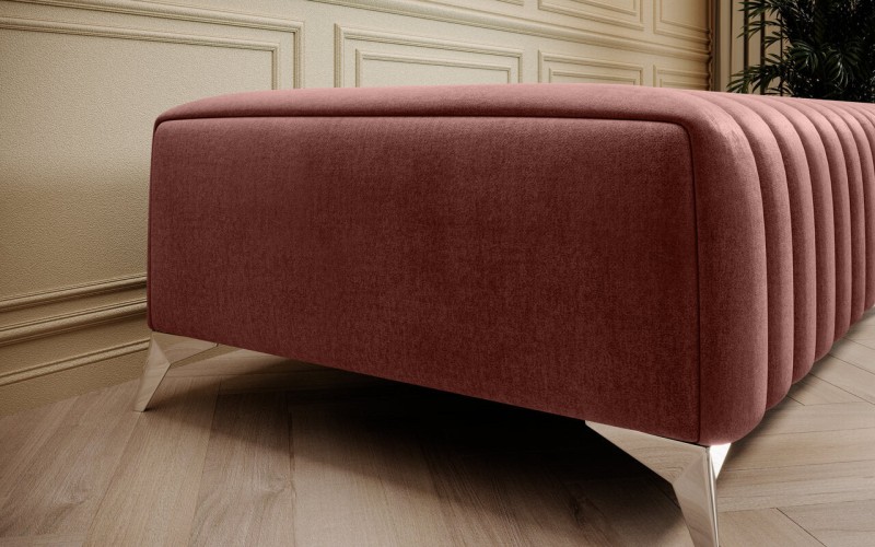 LAURENCE PUFA NUBE 24 RÓŻOWA ARANŻACJA DETALE BOCZEK.jpg