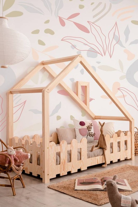 Łóżko LENA F Barierka Domek Komin Sosnowe Drewniane Bok.jpg