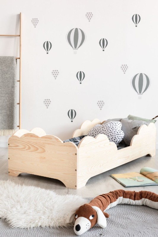 Łóżko KORNEL 10 Dla Dziecka Młodzieżowe Sosnowe Drewno Jednoosobowe Chmurka Bokiem.jpg