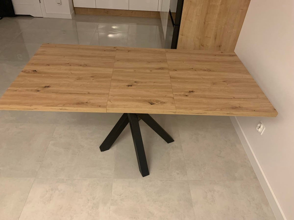 Stół KALI Rozkładany 160 cm Nowoczesny Do Jadalni Salonu Styl Loft MEtalowe Czarne Nogi X Dąb Artisan Blat.jpg