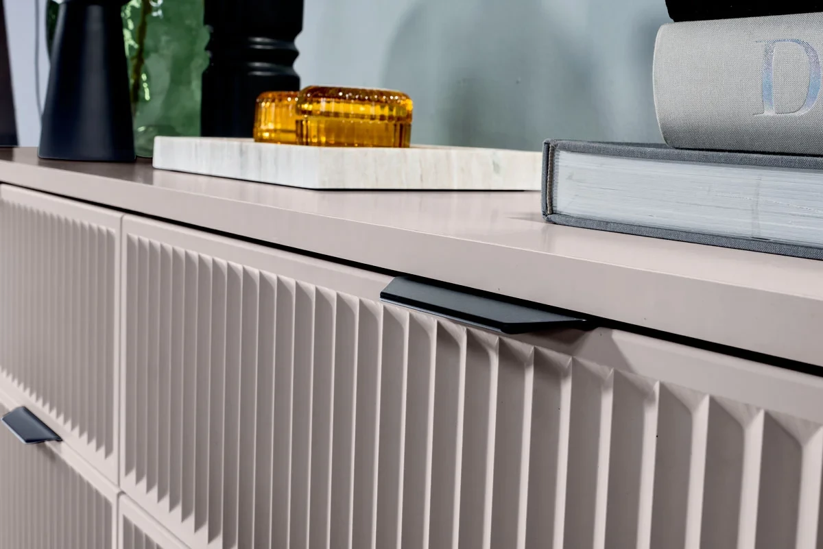 Komoda STYLE Kaszmir Detale Uchwyty.webp