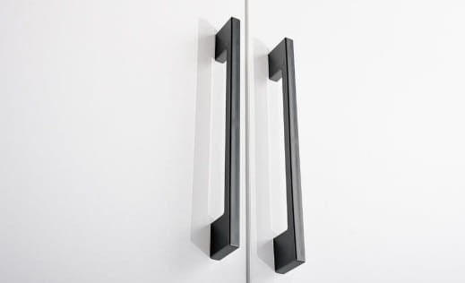 Nadstawka do szafy BALI D4 240 czterodrzwiowa wysokość 45 cm czarne uchwyty