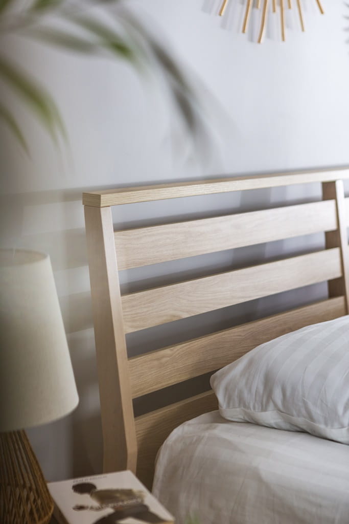 Łóżko COZY powierzchnia spania 180 x 200 cm dąb olejowany CZ2160DO Do Sypialni Wysoka Jakość