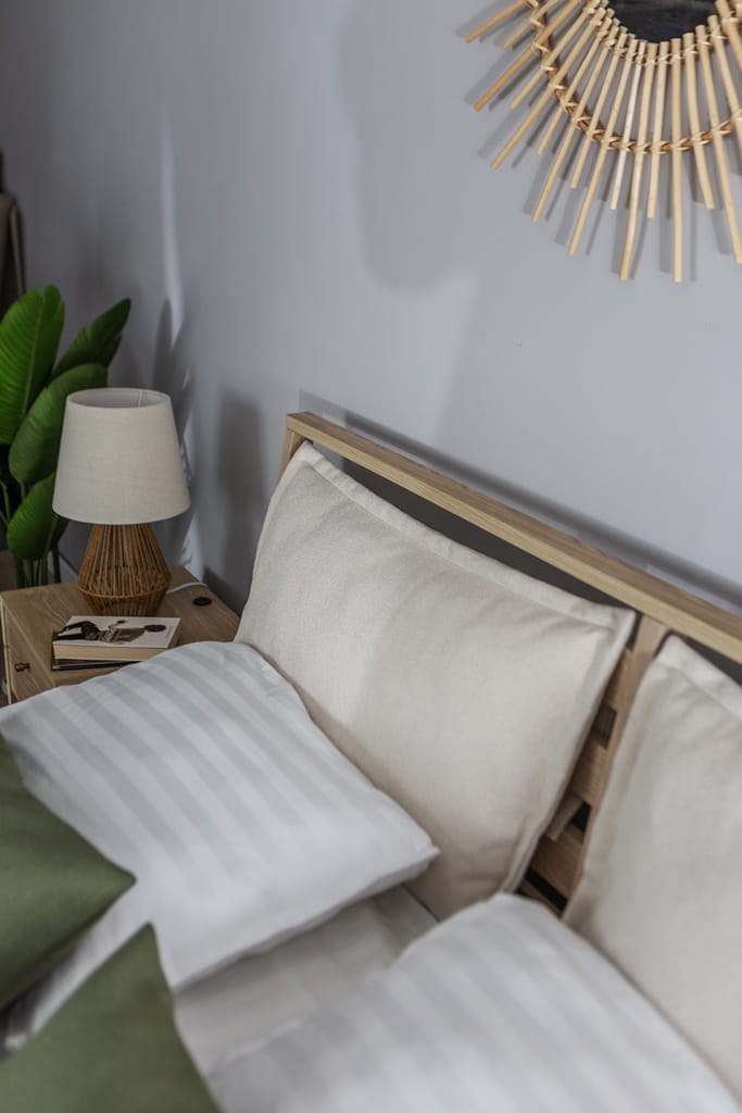 Łóżko COZY powierzchnia spania 180 x 200 cm dąb olejowany CZ2160DO Do Sypialni Wysoka Jakość