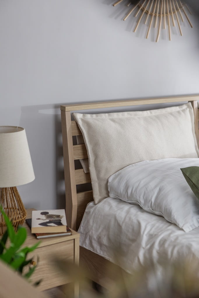Łóżko COZY powierzchnia spania 180 x 200 cm dąb olejowany CZ2160DO Do Sypialni Wysoka Jakość