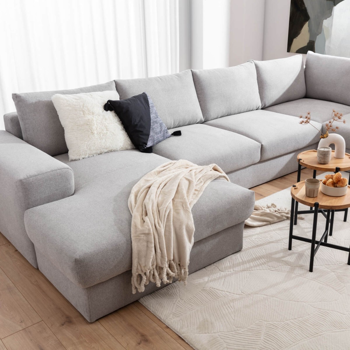 Zdjęcie Prezentujące Modułowy Narożnik HERMES XL 365 cm OBL+3+R+1BP w Salonie