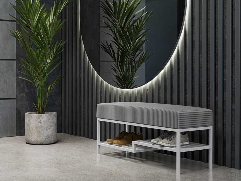 ŁAWKA Z PÓŁKĄ ARANŻACJA SZARY NÓŻKI BIAŁY.jpg