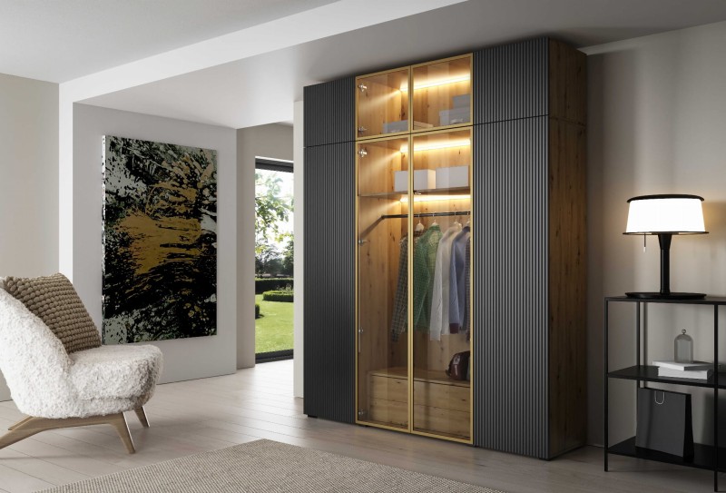 szafa 2m z nadstawka front pion frez szkło aranżacja.jpg